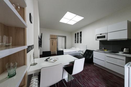 keuken, Hotel Plzen in Pilsen