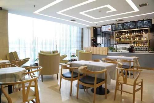 Beijing Commercial Business Hotel Set in a prime location of Beijing, Beijing Commercial Business Hotel puts everything the city has to offer just outside your doorstep. The property offers guests a range of services and amenities des