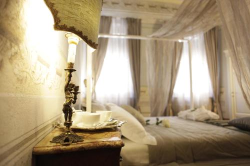 Double Room with Four Poster Bed