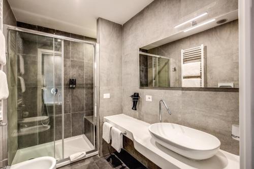 Four Rivers Suites