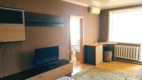 . Apartment on Кривенко 81