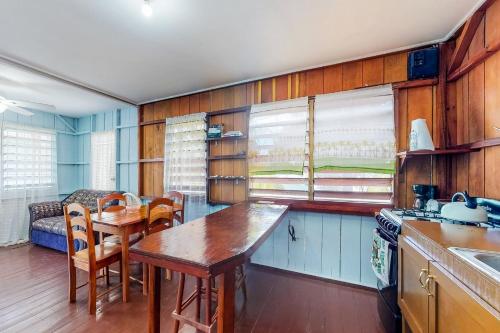 Carol's Cabanas