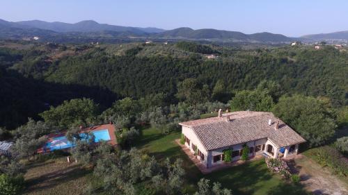  Casa degli ulivi - Villa with private pool, Unterkunft in Monteleone Sabino