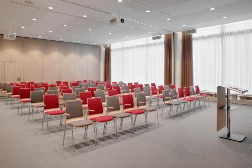 IntercityHotel Frankfurt Hauptbahnhof Süd - image 3