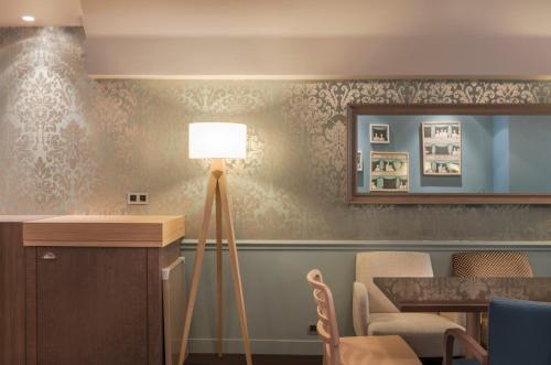 Hotel Magenta 38 by Happyculture - image 13