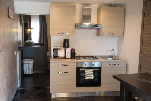 Industrial Apartment Near Duomo, Milán (fotografie 2)
