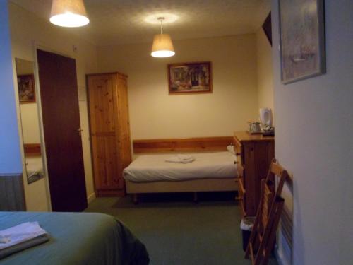 Carlton Lodge - image 4