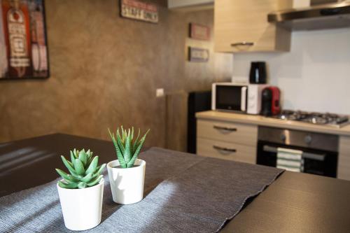 Industrial Apartment Near Duomo - image 7