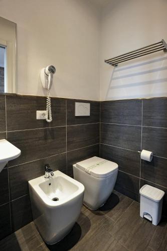 Domus Castroni - image 2