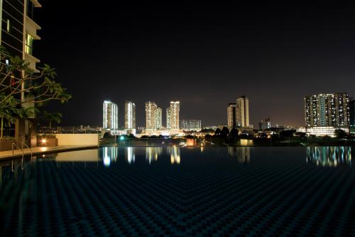 Zeta Desky Zeta Desky