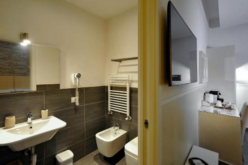 Domus Castroni - image 6