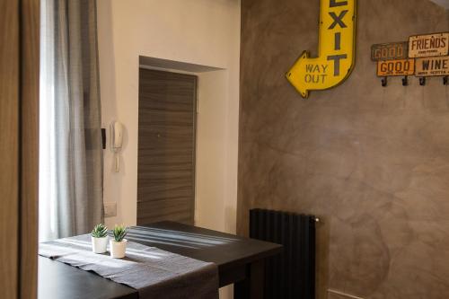 Industrial Apartment Near Duomo, Milán (fotografie 7)