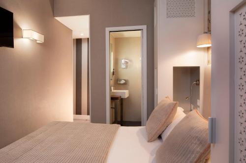 Hôtel Plaza Étoile - image 6