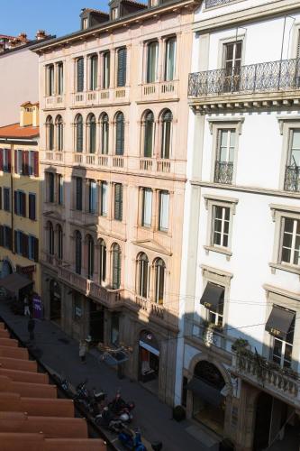 Industrial Apartment Near Duomo - main image