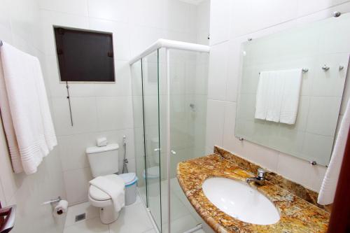 One-Bedroom Apartment image 1