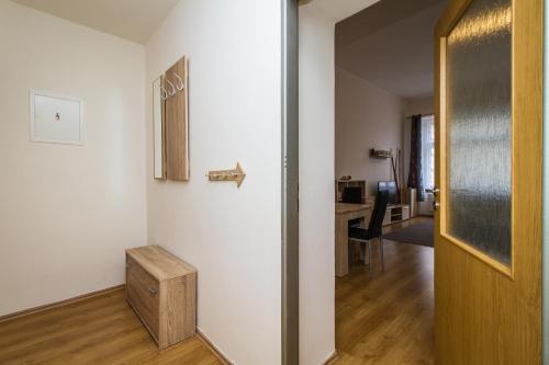 Silver Apartments 2
