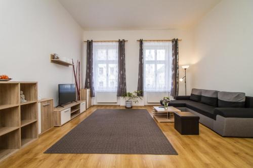 Silver Apartments by LH 2