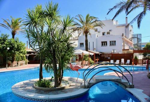 . Ampuria Inn