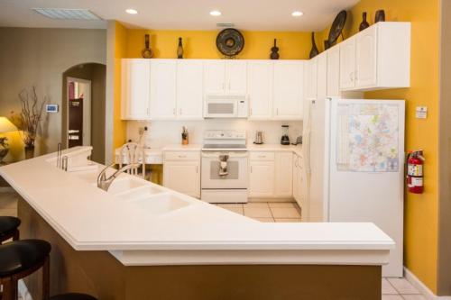 Ron's Highlands Reserve Vacation Home - image 6