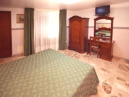 Hotel Cortese - image 12