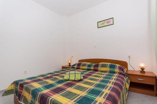  Apartments Marala in Okrug Donji