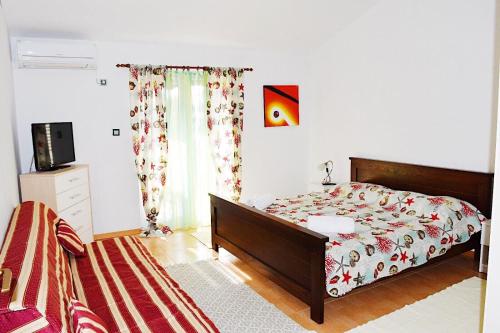 Apartments Darko - 30 m from beach