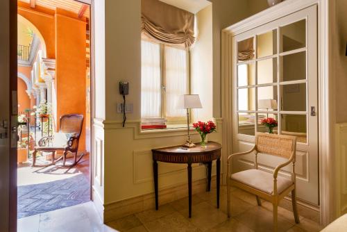 Hotel Casa Del Poeta - image 4