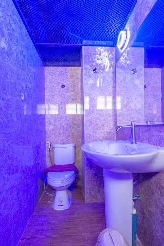 Infinite Hotel – Bangkok, NY