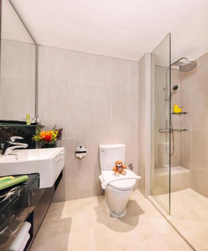 room detail thumbnail 2