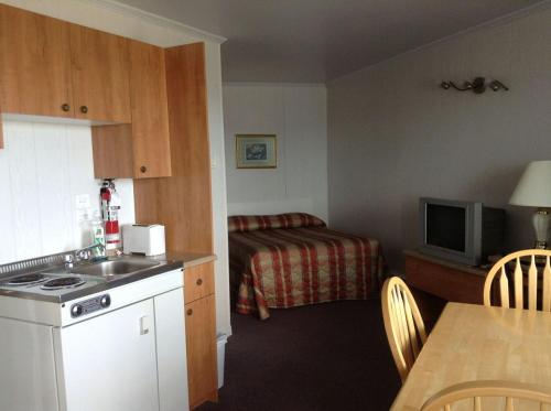 Double Room with Kitchenette
