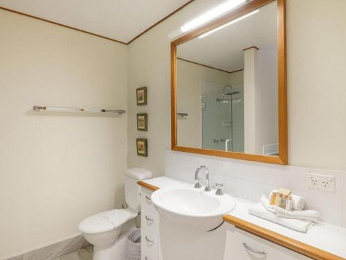 Claytons 8 by Discover Stradbroke Claytons 8 by Discover Stradbroke