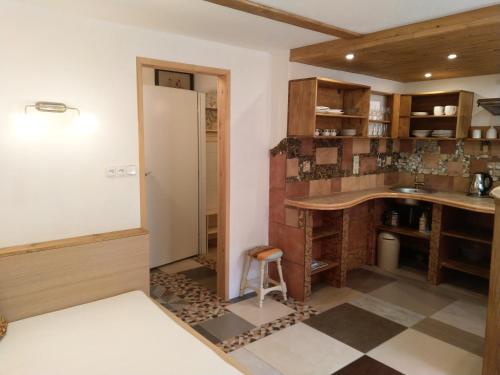 Apartments Sharka - image 6