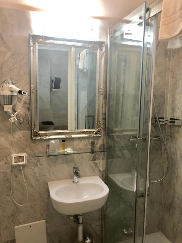 Hotel Bolzano, Milán (fotografie 5)