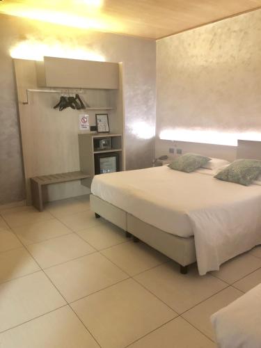 Hotel Bolzano - image 12