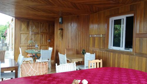 beranda/teres, Chez Clenya in Corail Petite Butte