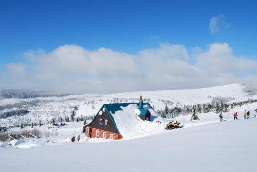 入口, Bouda Matous - Friesovy boudy in 斯特雷茨尼