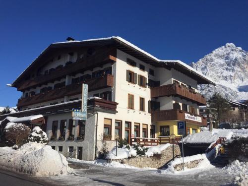 Hotel Albergo Dolomiti