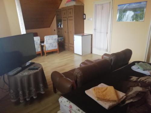  Petra Apartman in Alsópáhok