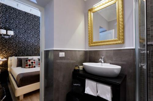 Double room, small