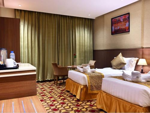 Double or twin room, private bathroom