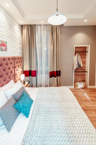 Miha Luxury Apartment - image 9