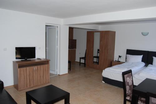 Vidima Aparthotel - image 10