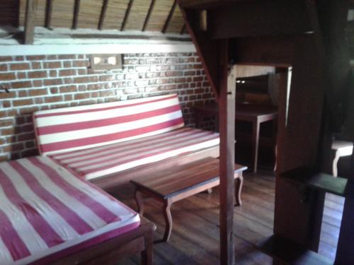 2 bedrooms, 2 beds