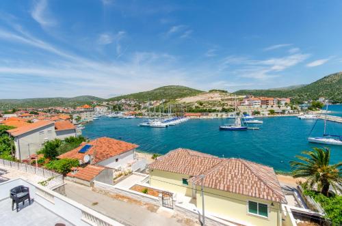  Salov apartments, Unterkunft in Marina