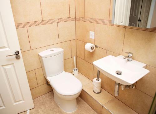 Apartment 1 Opera House(Second Floor) - image 3