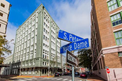 The Mercantile Hotel - image 2