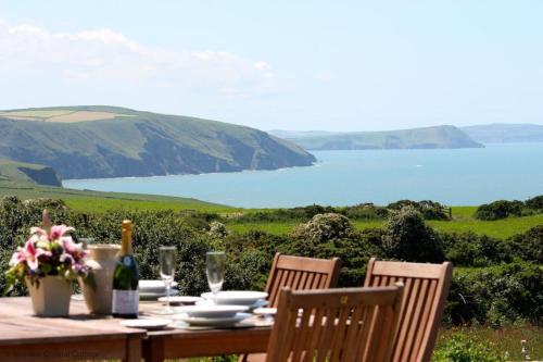 Seaview Cottage, St Dogmaels, West Wales