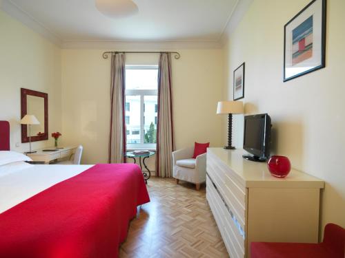 Angleterre Hotel - image 6