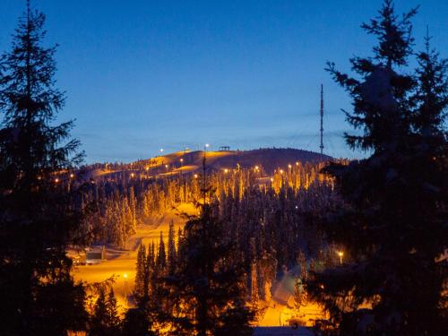 Изглед, Ylämaja - with a stunning view (Ylamaja - with a stunning view) in Куусамо