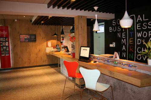 ibis Cherbourg La Glacerie - image 6